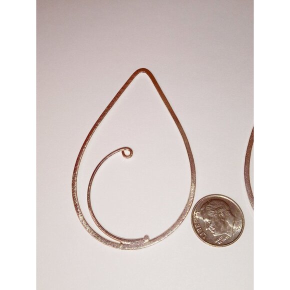 Beautiful Large Teardrop Findings Silver or Gold Plated - Picture 4 of 9